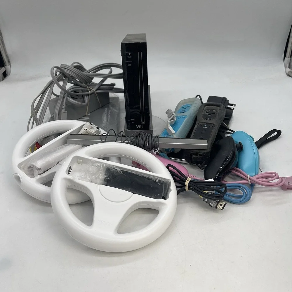 Nintendo Wii Console Bundle w/ Wheels Nunchucks Remotes Sensor Bar Motion Plus